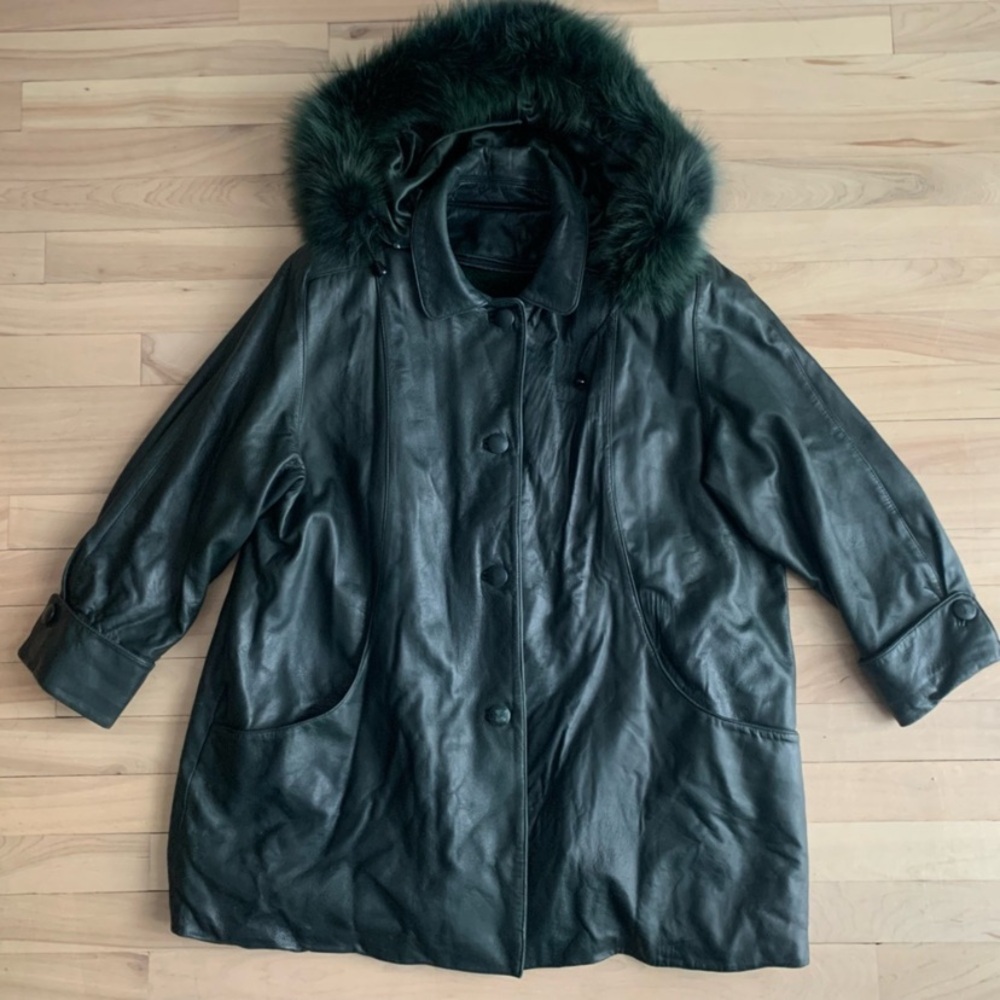 VINTAGE - Green Leather Coat with Genuine Fur Hood Oversized 90s Statement Coat - Picture 3 of 15